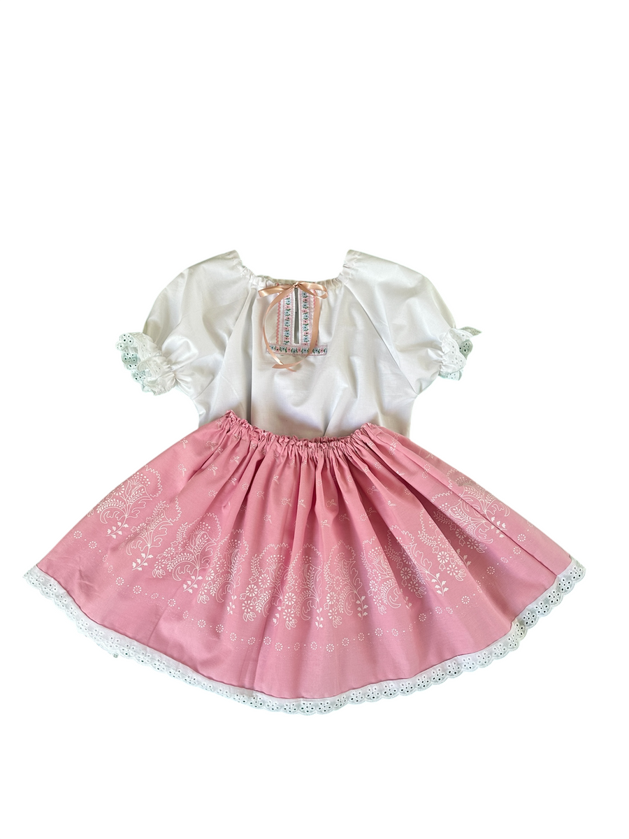 Dievčenský folklórny set