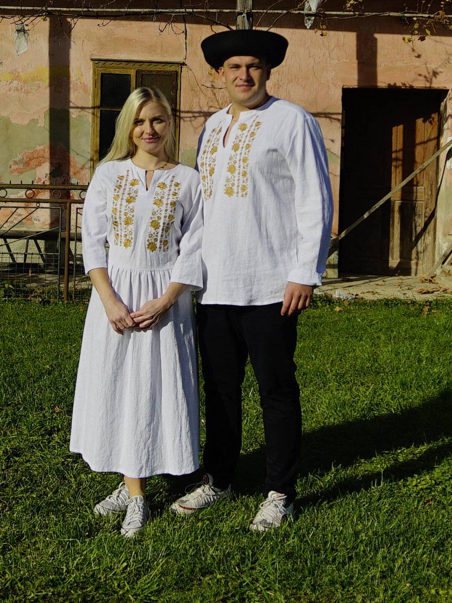 Ľanové vyšívané šaty + košeľa - Pliešovce
